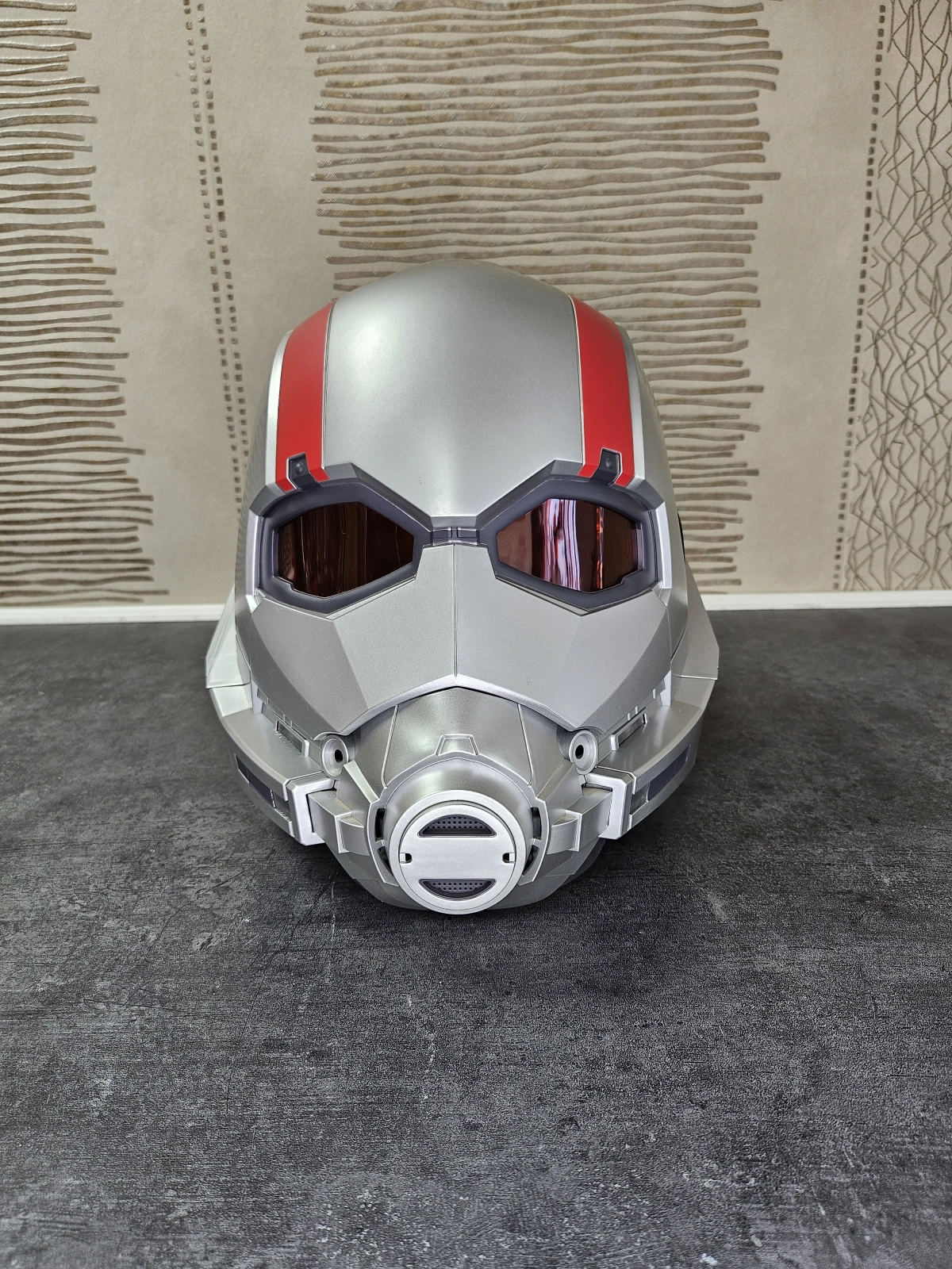 Casque Ant-Man - Image 1